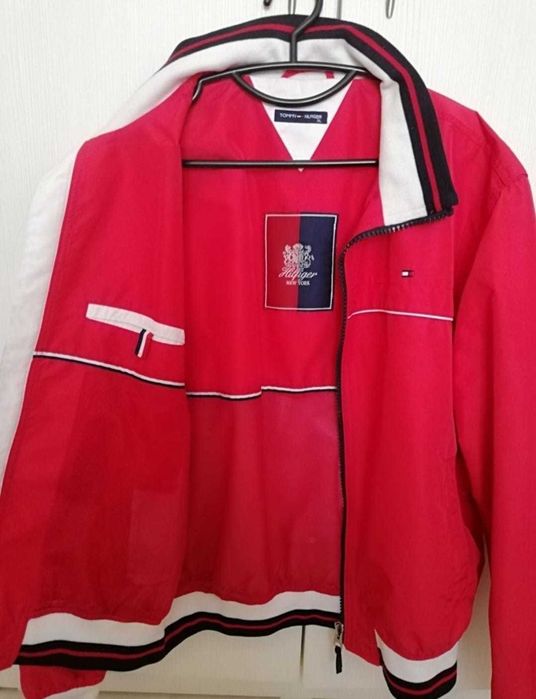 Geaca originala Tommy Hilfiger barbati L