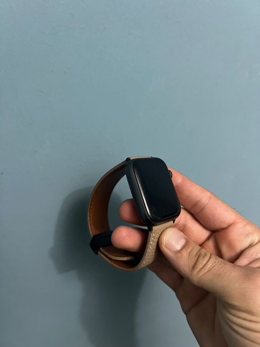 Soat sotiladi. Swatch yangi & apple watch 6 seria