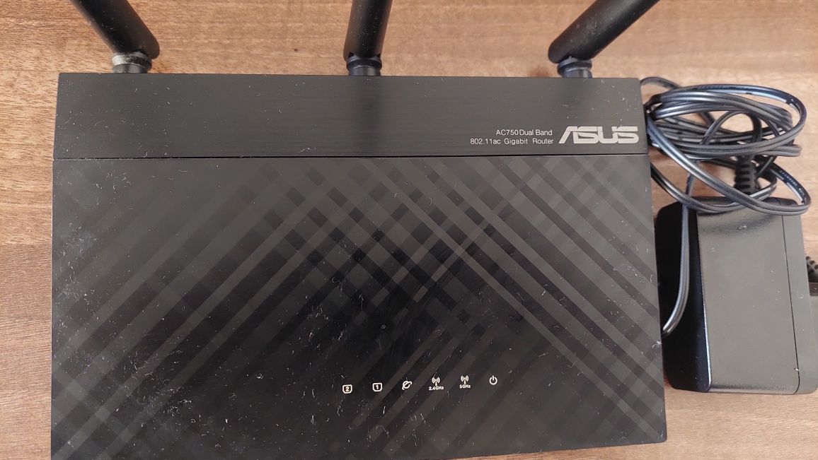 Router wireless Asus AC750Dual band