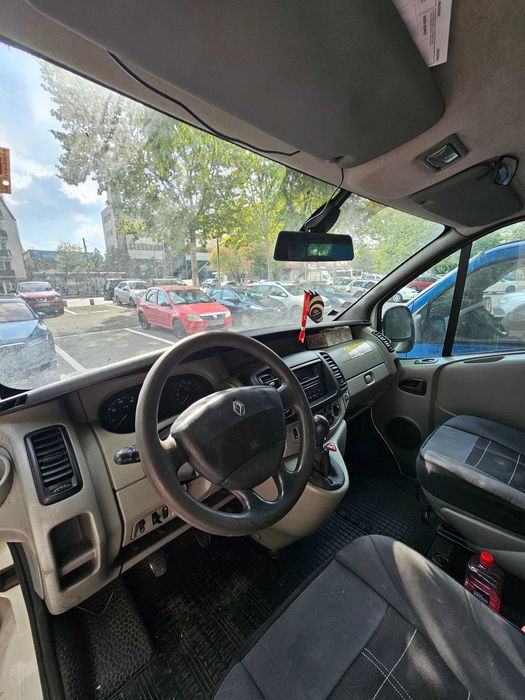 Renault Trafic - Mixt 5 locuri, variata lunga