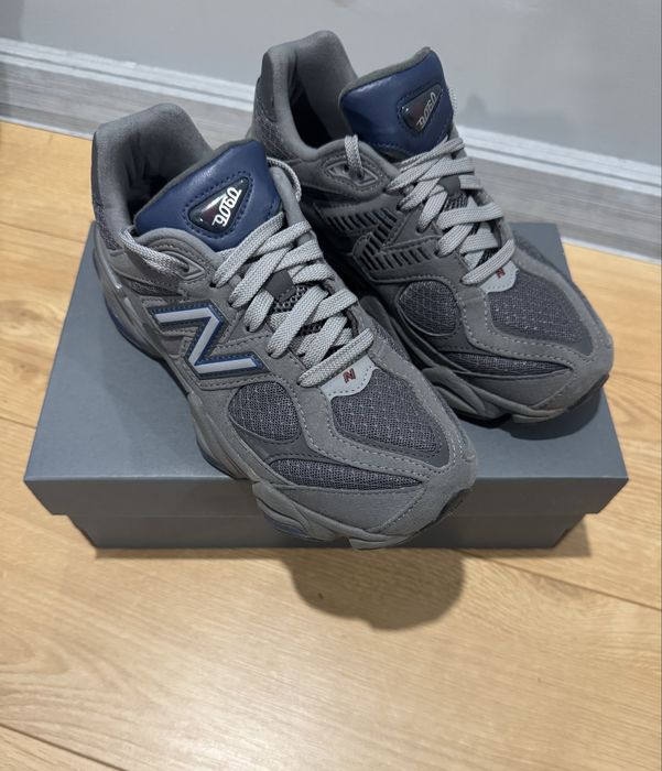 Оригинални маратонки New balance 9060