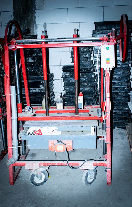 Presa pavaj,detine 3 tipare!