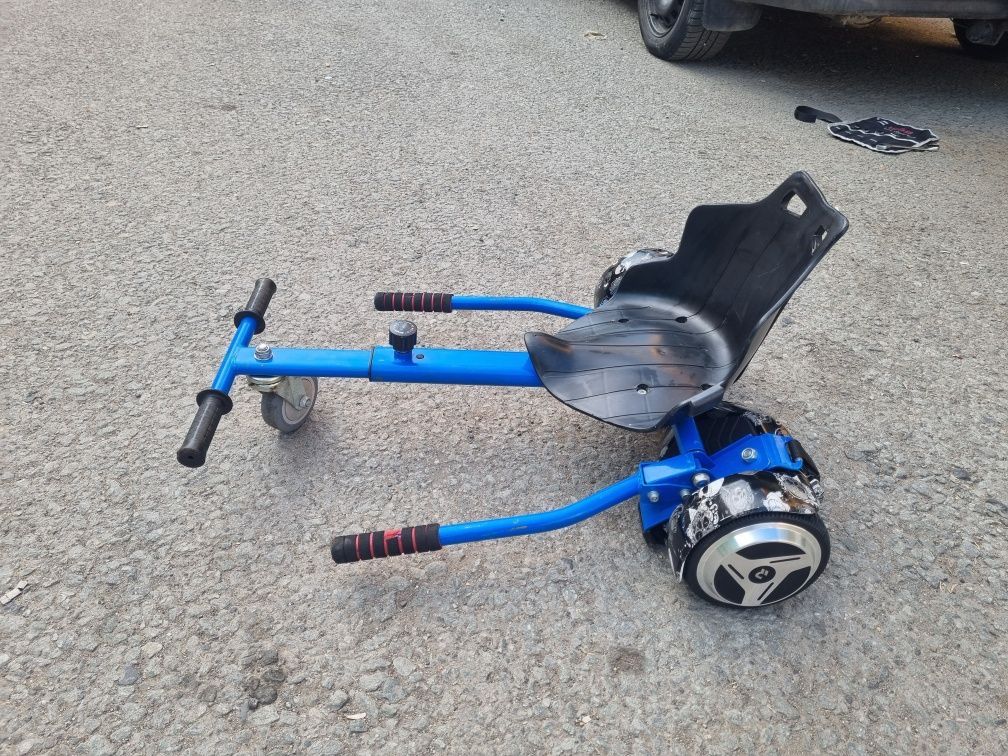 Vând hoverboard împreună cu scaun