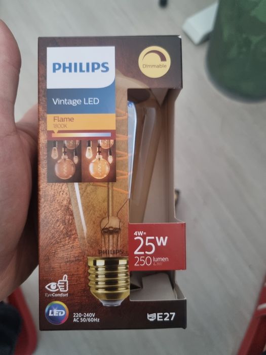 Set 4 becuri LED Philips dimabile vintage