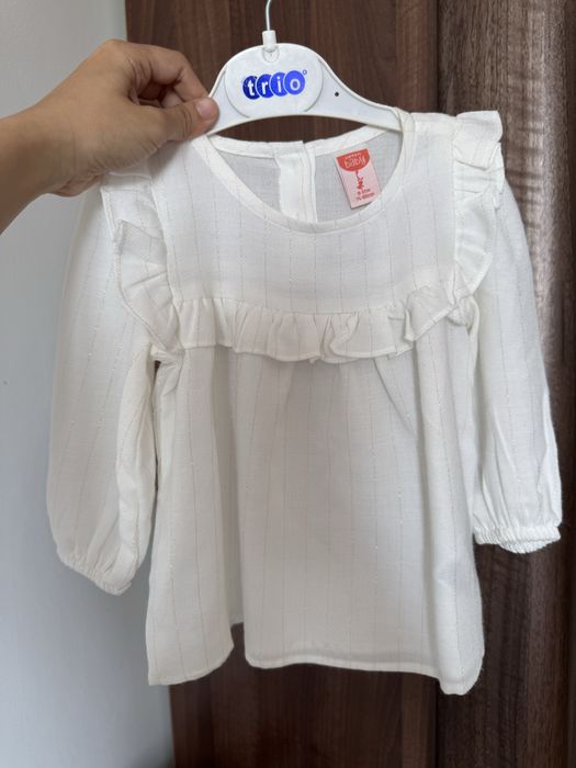 Красивое белое платье для девочки