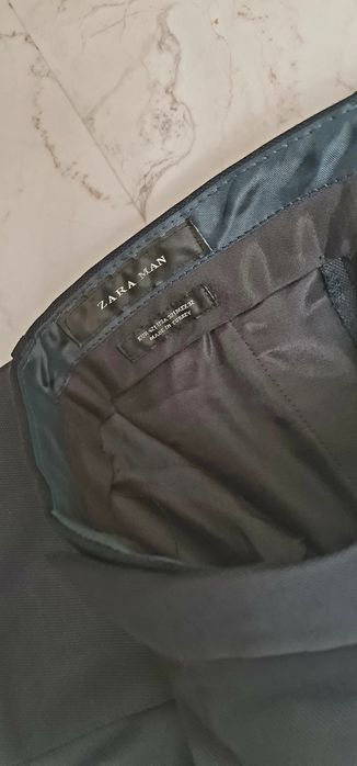 Pantaloni costum barbati, Zara, marimea 42