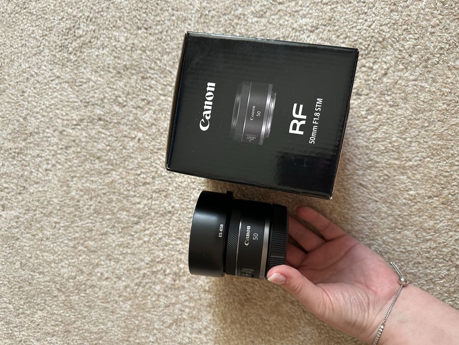 Canon RF 50mm f1.8 STM