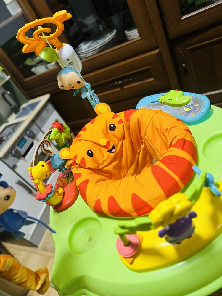 Бебешко Бънджи Fisher Price  Тропическа гора Roaring Rainforest