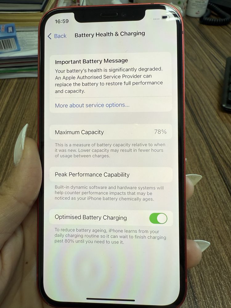 Iphone 12 64GB red