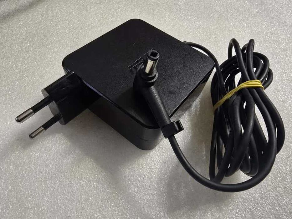 Incarcator laptop Asus 19V 3.42A 65W mufa: 5.5mm x 2.5mm :AD887020