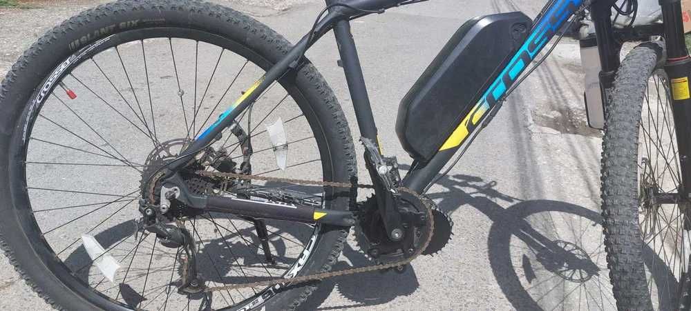 електрически велосипед CROSS