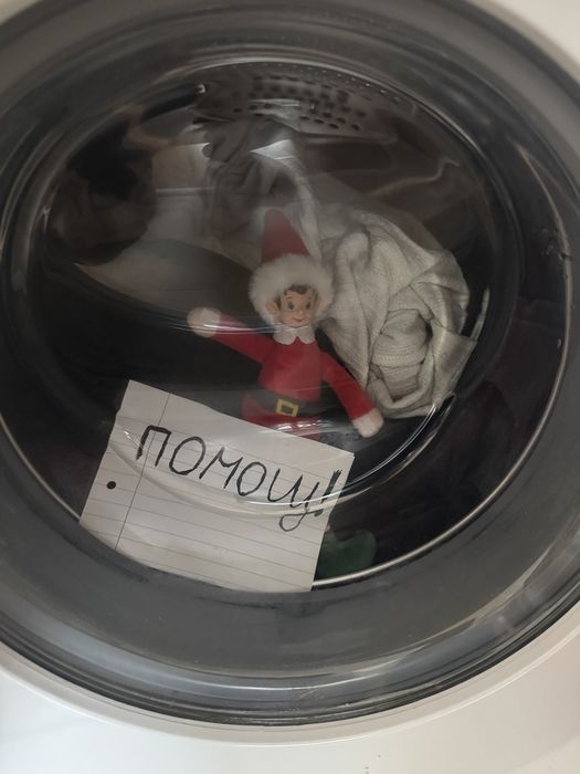 Коледна играчка елф (elf on the shelf тренд)