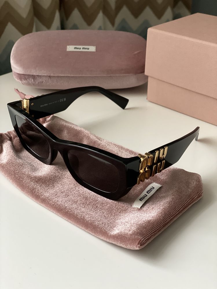 Трендовые очки Miu-Miu оригинал! Как новые!