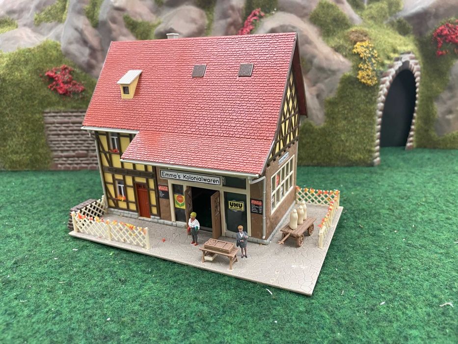 Сгради за макет на влак диорама пост H0 1:87 ЖП моделизъм