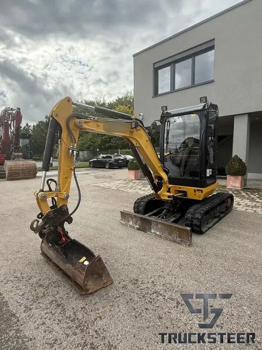 Cat 302.7D Avans Leasing de la 30% CAT 302.7D 1.455h 2.7T 24CP 2020