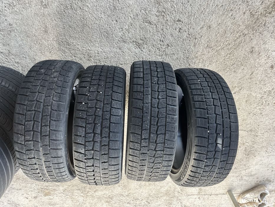 Резина зимняя Dunlop