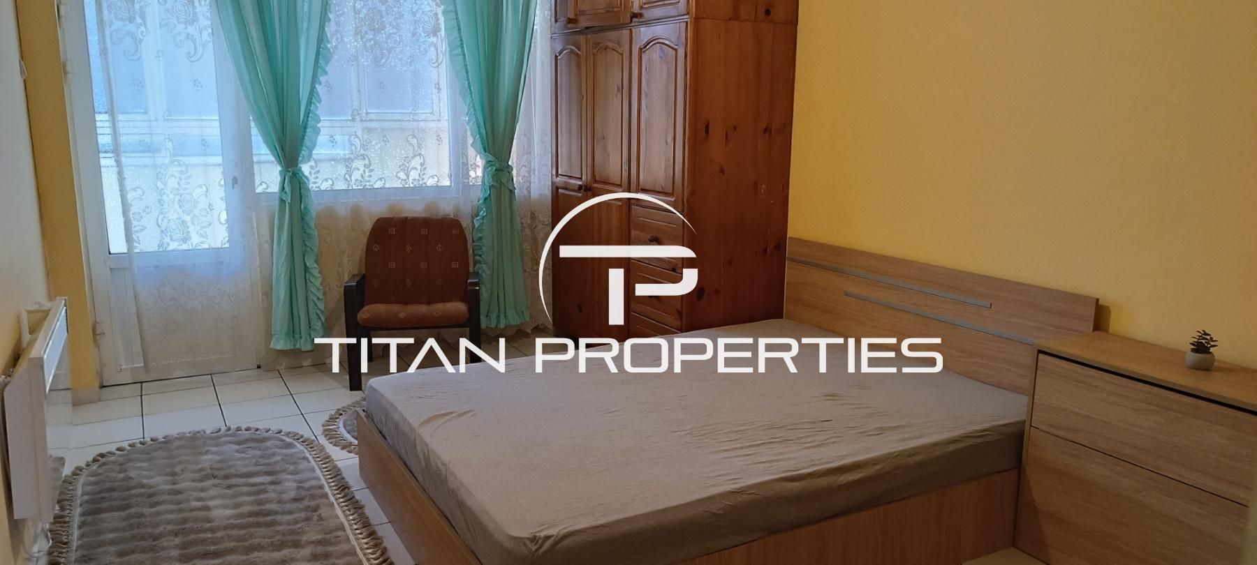 Тристаен апартамент под наем в Център