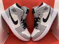 Jordan 1 Mid Light Smoke Grey sneakers