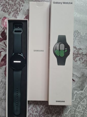 Смарт часовник  Samsung