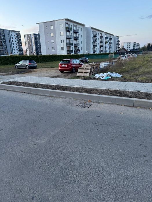 Proprietari vindem 2.811 mp+4.400 mp pe str.Nicolae Labis,Tractoru 7