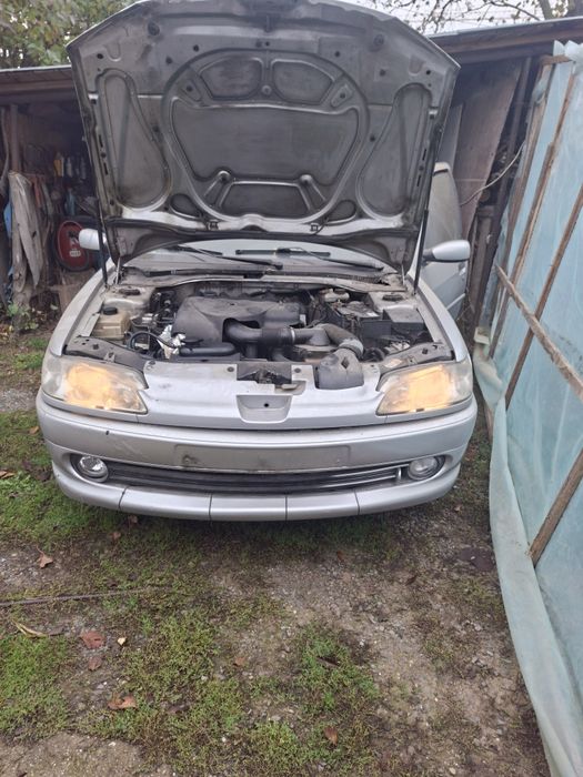 Vând Peugeot 306