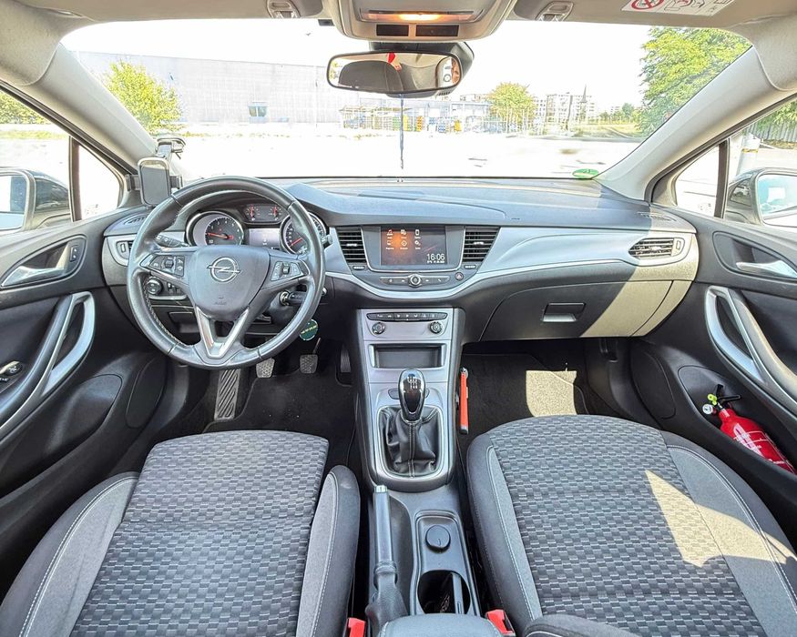 Masini de inchiriat / Rent a car / Inchiriere auto