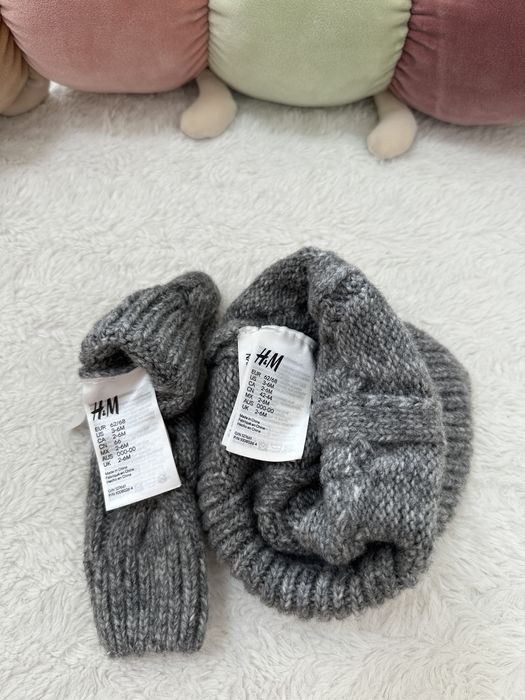 Set caciula si manusi bebe mix de lana marime 62/68