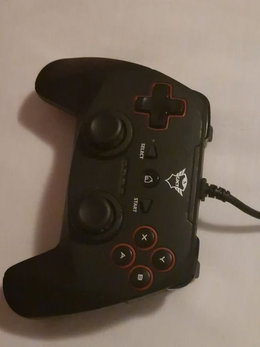 Controller Trust GXT pentru PC / Laptop - USB
