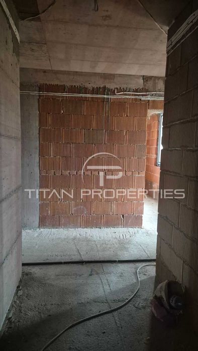 Продава се Тристаен апартамент в Пловдив, Беломорски - 142 кв.м за 1301 €/кв.м - Снимка #7