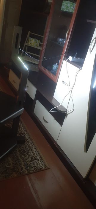 Угловая тумба под телевизор