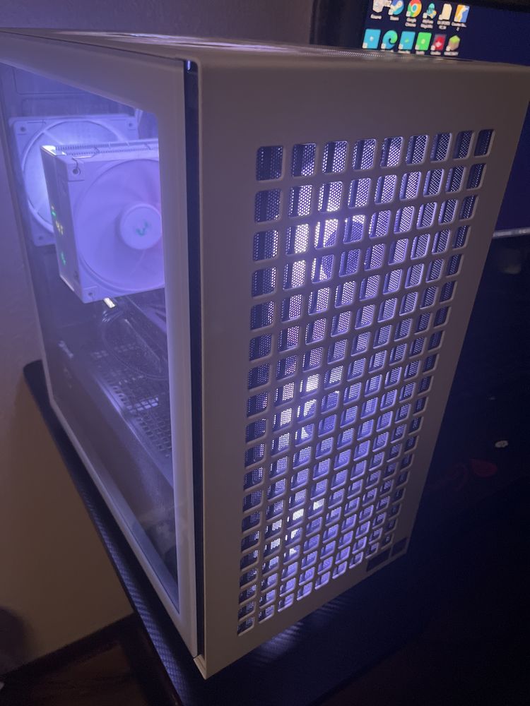 Геймърски компютър RTX 3060TI 16GB RAM ЦЕНА ДО КРАЯ НА МЕСЕЦА!!