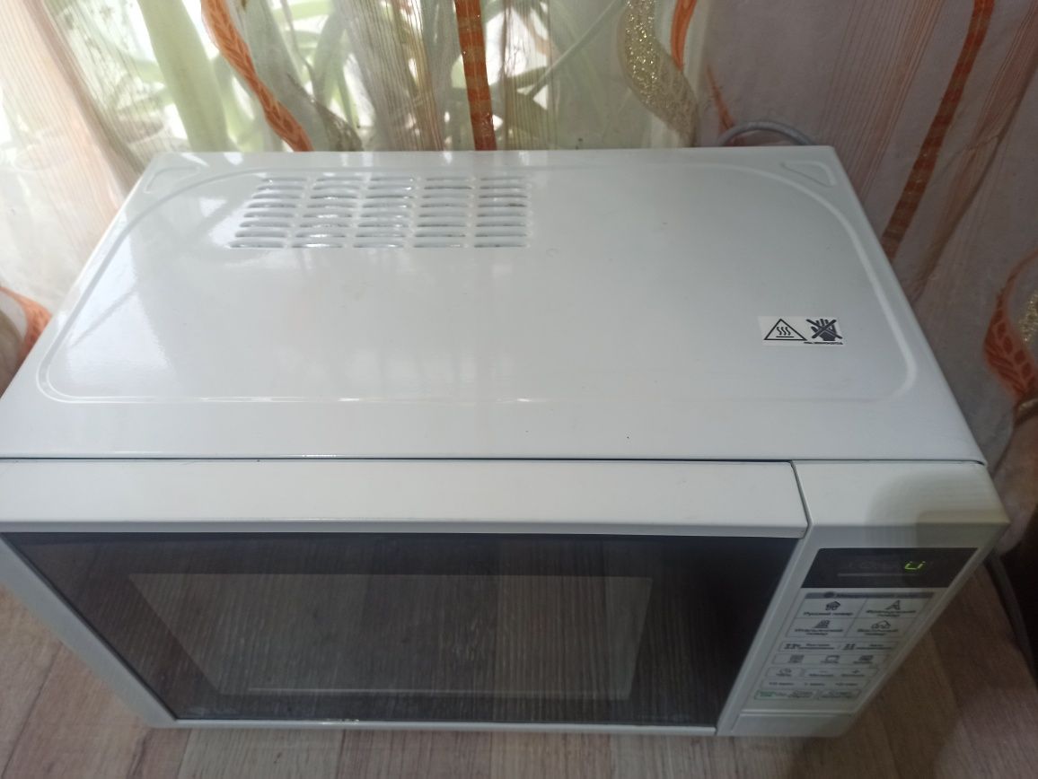 Микроволновка LG