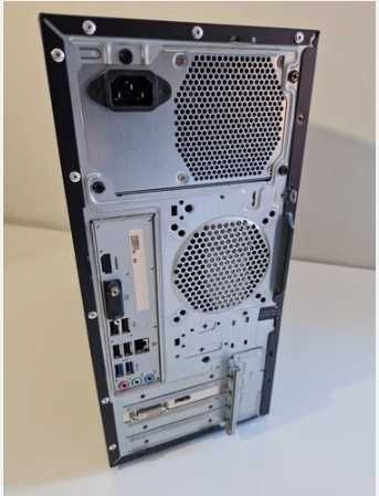 Acer Aspire Quad Core 3.5GHz AMD A10|Radeon R5 2GB|16GB RAM|180GB SSD