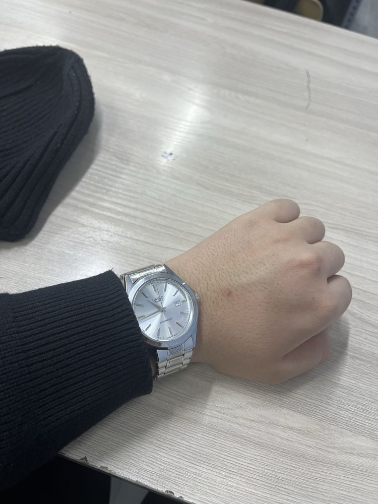 Quartz casio часы