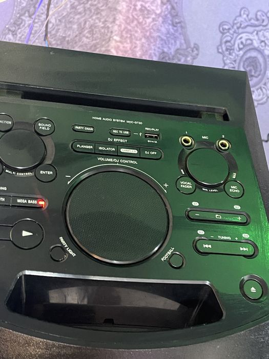 Продам музыкальную калонку SONY