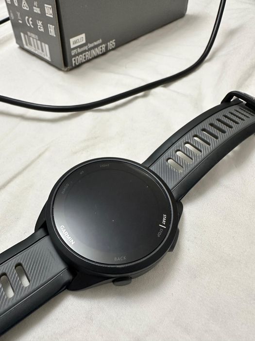 Ceas Garmin Forerunner 165