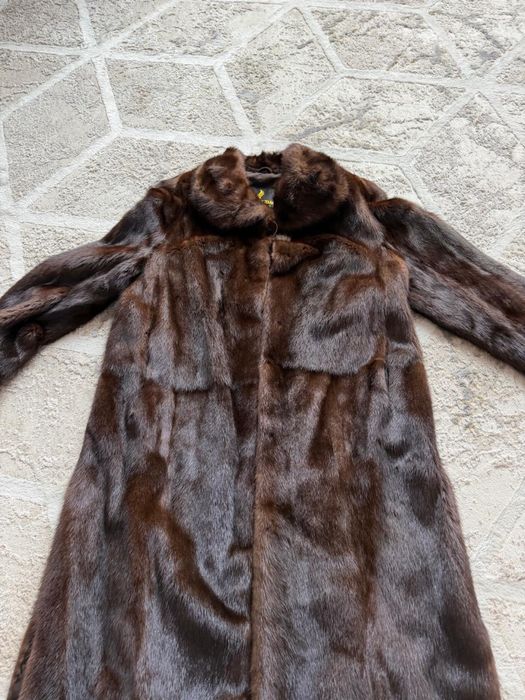 Продам норковую шубу