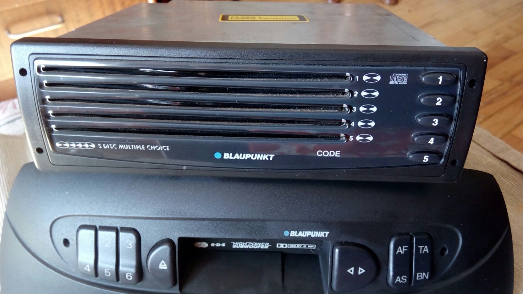 Радио касетофони за кола , BLAUPUNKT,BMW 3′ E46