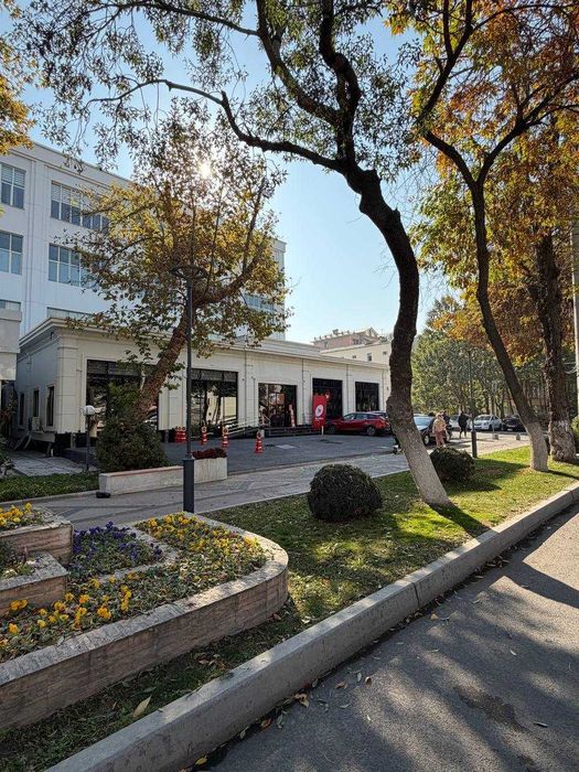 Продаётся помещение 1480м2  Улица Нукус