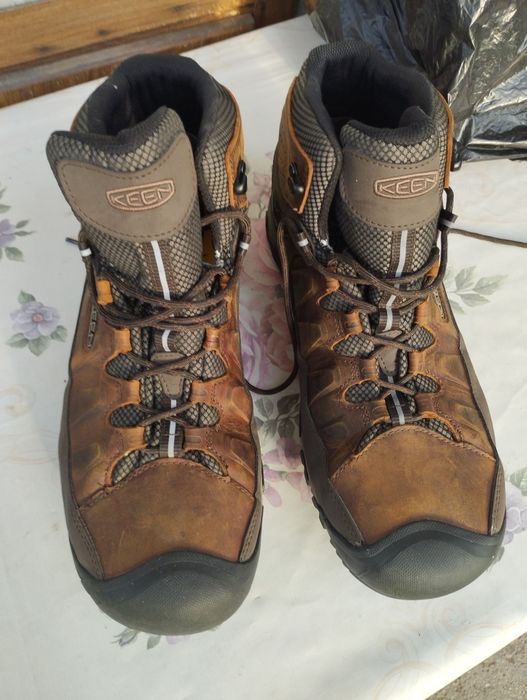 Боти Keen 49 номер