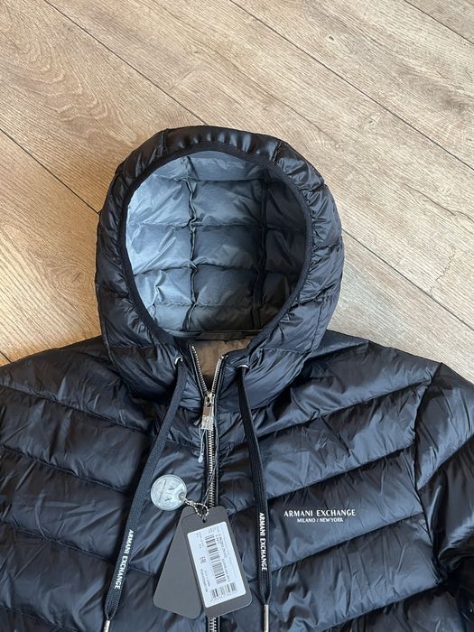 AIX Armani Exchange : НОВО яке с пух размер Л / Оригинал