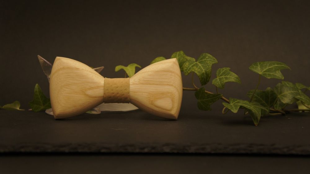 Ръчно изработени дървени папийонки