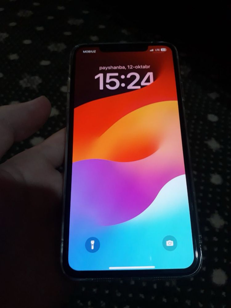 Iphone Xs max silver