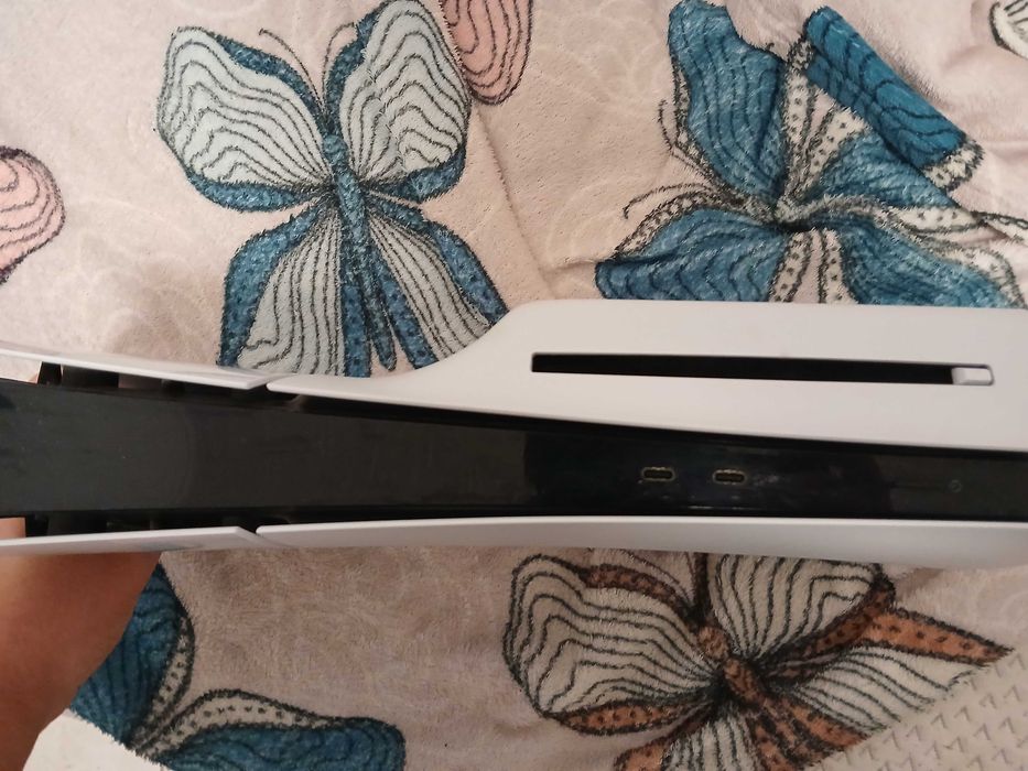 Ps5 slim 848gb disk+cont jocuri skinuri etc fara maneta