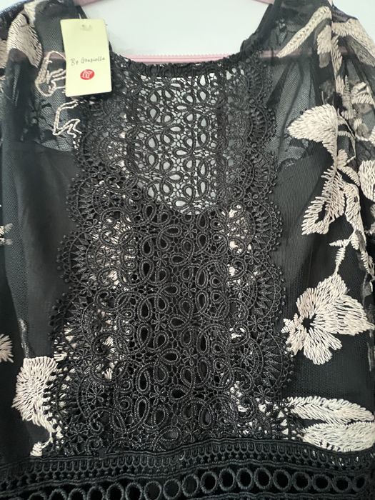 Страхотна нова рокля, бродирана дантела