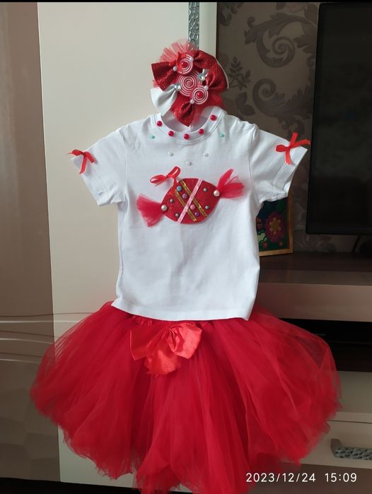 Костюм "КОНФЕТКА" или "новогодняя игрушка "на ребёнка 3-4года