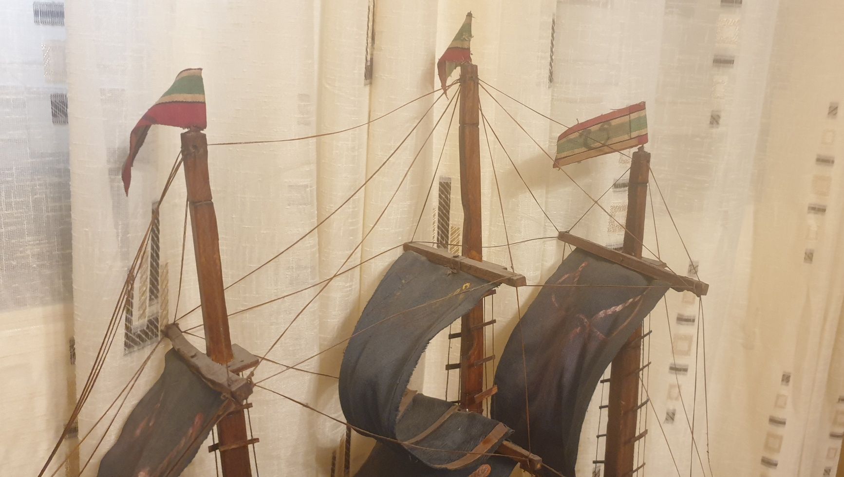 Corabie lemn / dimensiune mare