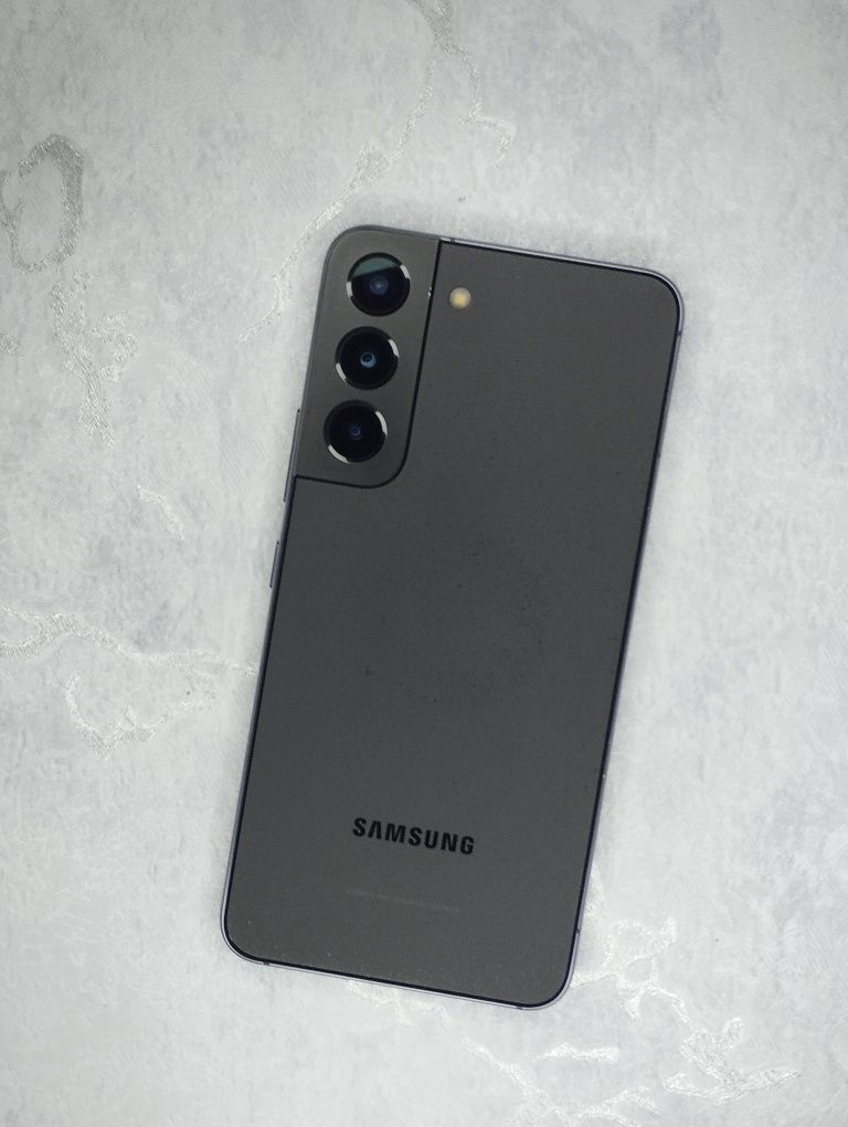 Samsung Galaxy S22
