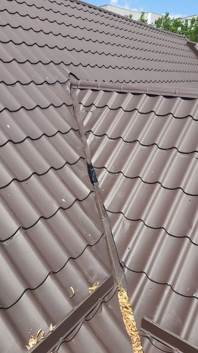 Reparatii acoperișur jgheaburi burlane