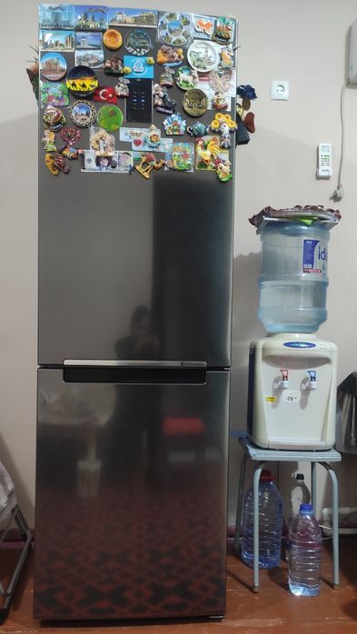 Срочно продаю холодильник